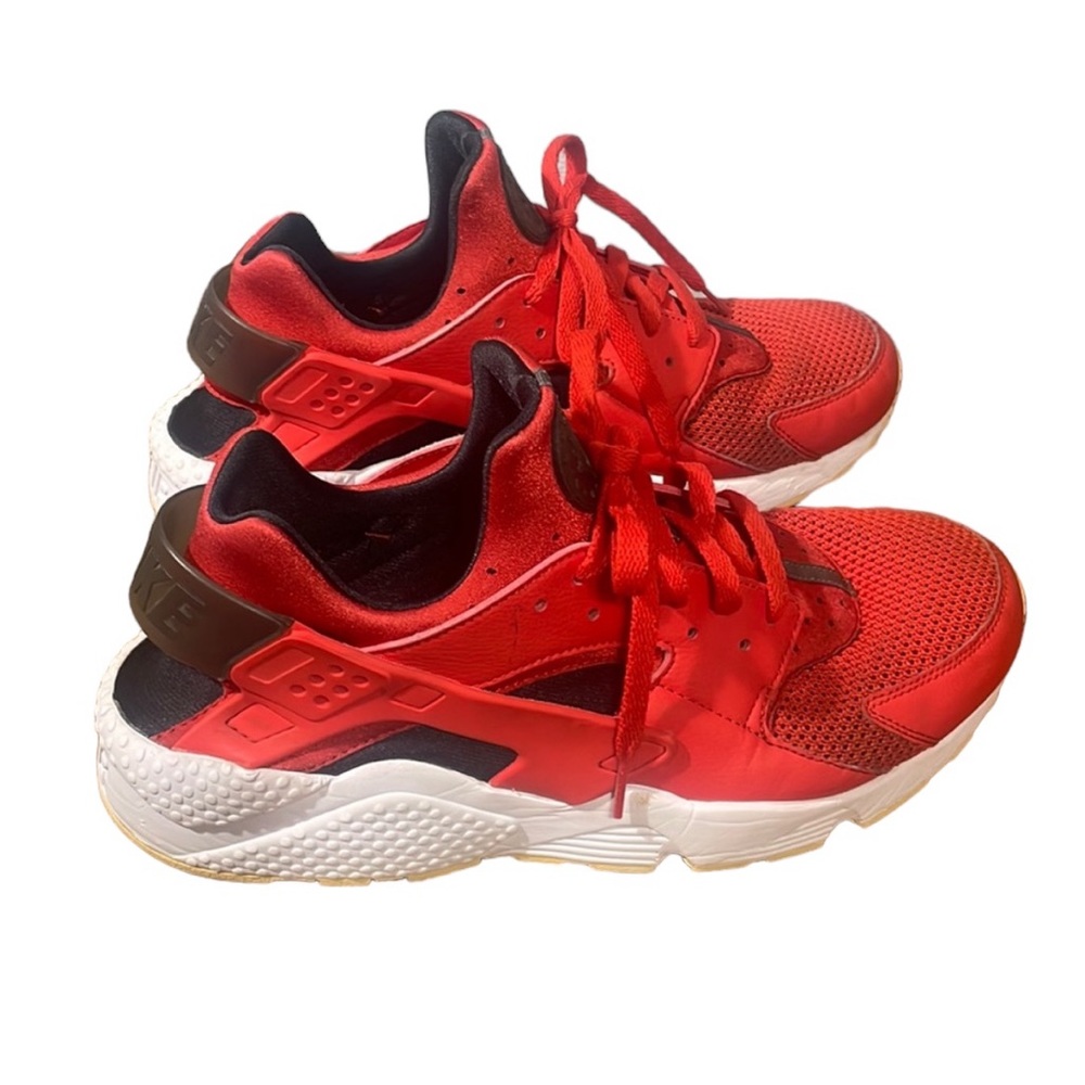 Nike Air Huarache Men’s Habanero Red & White Athletic Running Shoes